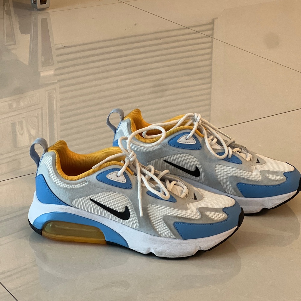 NIKE AIR MAX Women’s Blue White Yellow Sneakers